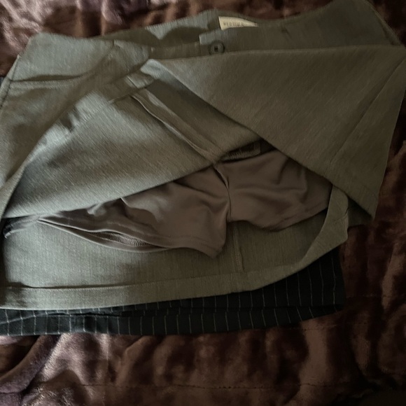 BNWOT bershka mini tailored skirt size L - Picture 8 of 8